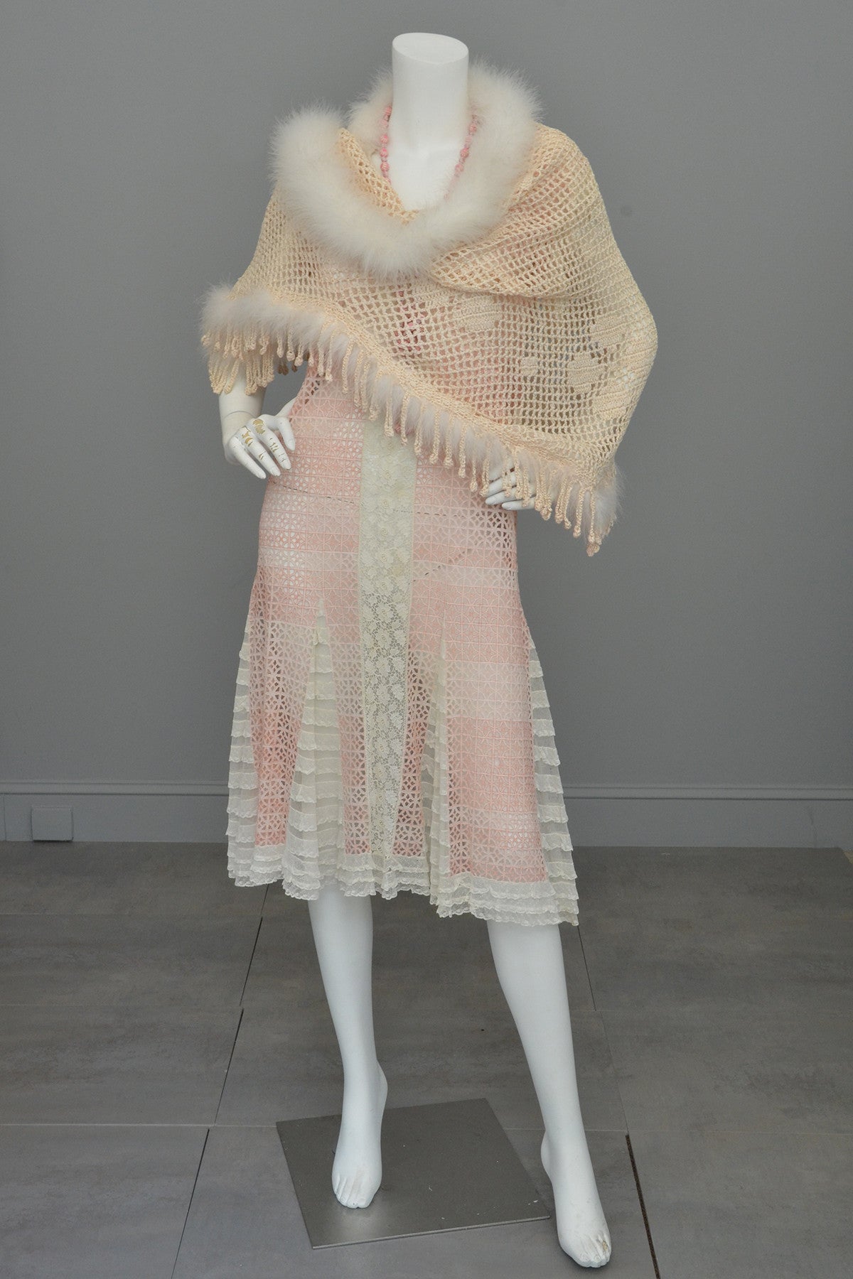 white lace flapper dress BEAUTIFUL FLAPPER 1920'S RICH EMBROIDERED WHITE MUSLIN DRESS