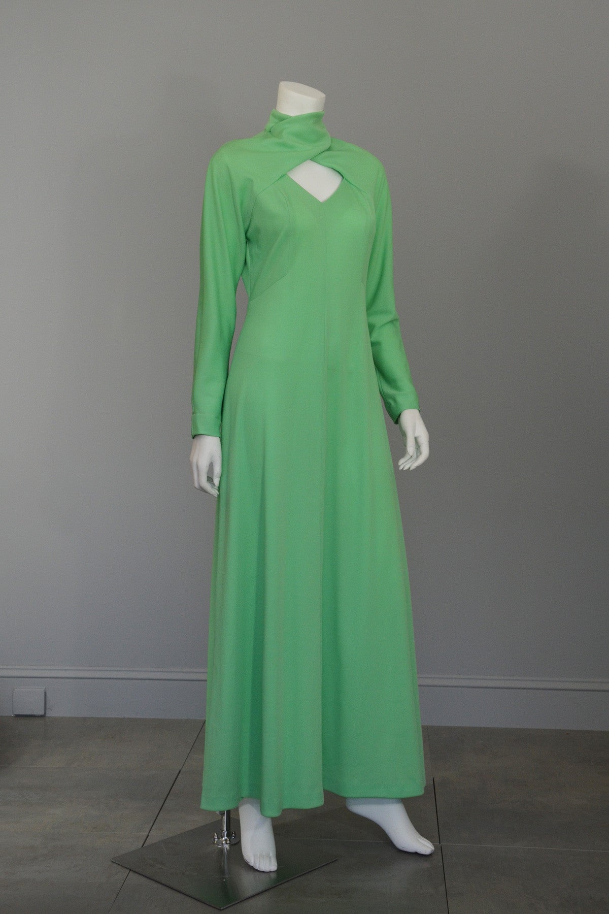 1970s Mint Green 'Katy Perry' Cutout Knit Maxi Dress Disco Era Keyhole | VintageVirtuosa 1970s Mint Green 'Katy Perry' Cutout Knit Maxi Dress Disco Era Keyhole | VintageVirtuosa