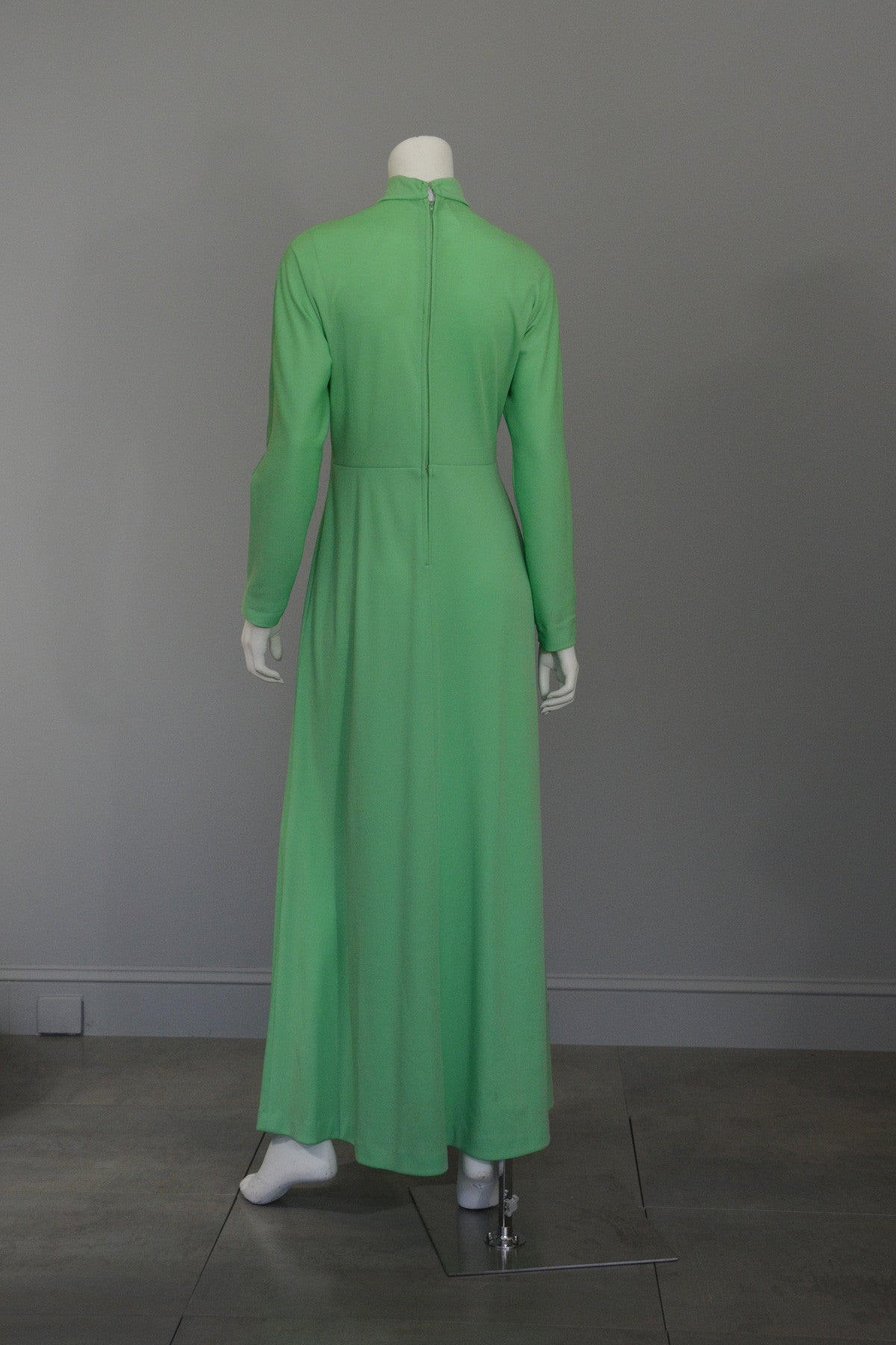 1970s Mint Green 'Katy Perry' Cutout Knit Maxi Dress Disco Era Keyhole 1970s Mint Green 'Katy Perry' Cutout Knit Maxi Dress Disco Era Keyhole