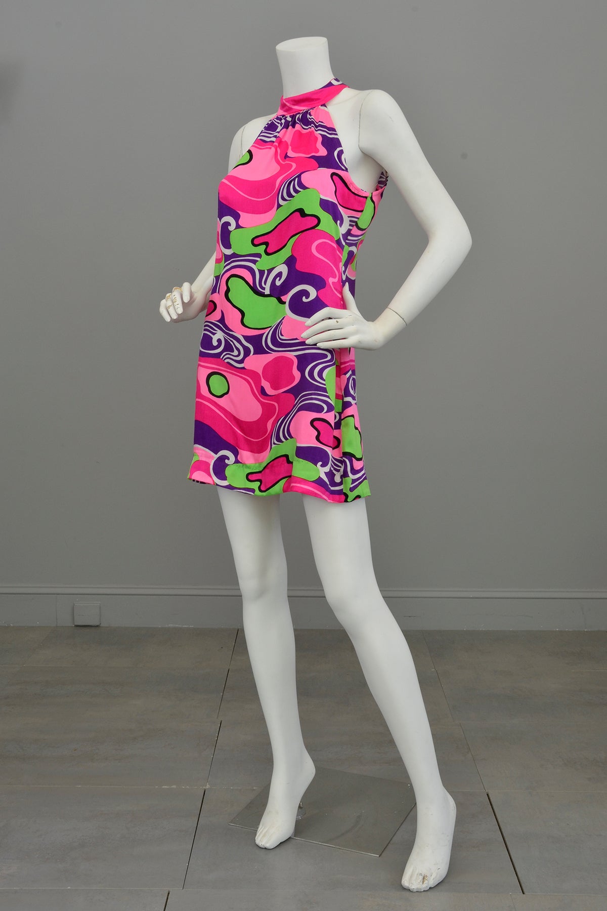 go dress designs Sewing the perfect '60s GOGO dress You know that great feeling when the seqing stars align and you start a last minute project and you have the perfect fabric and