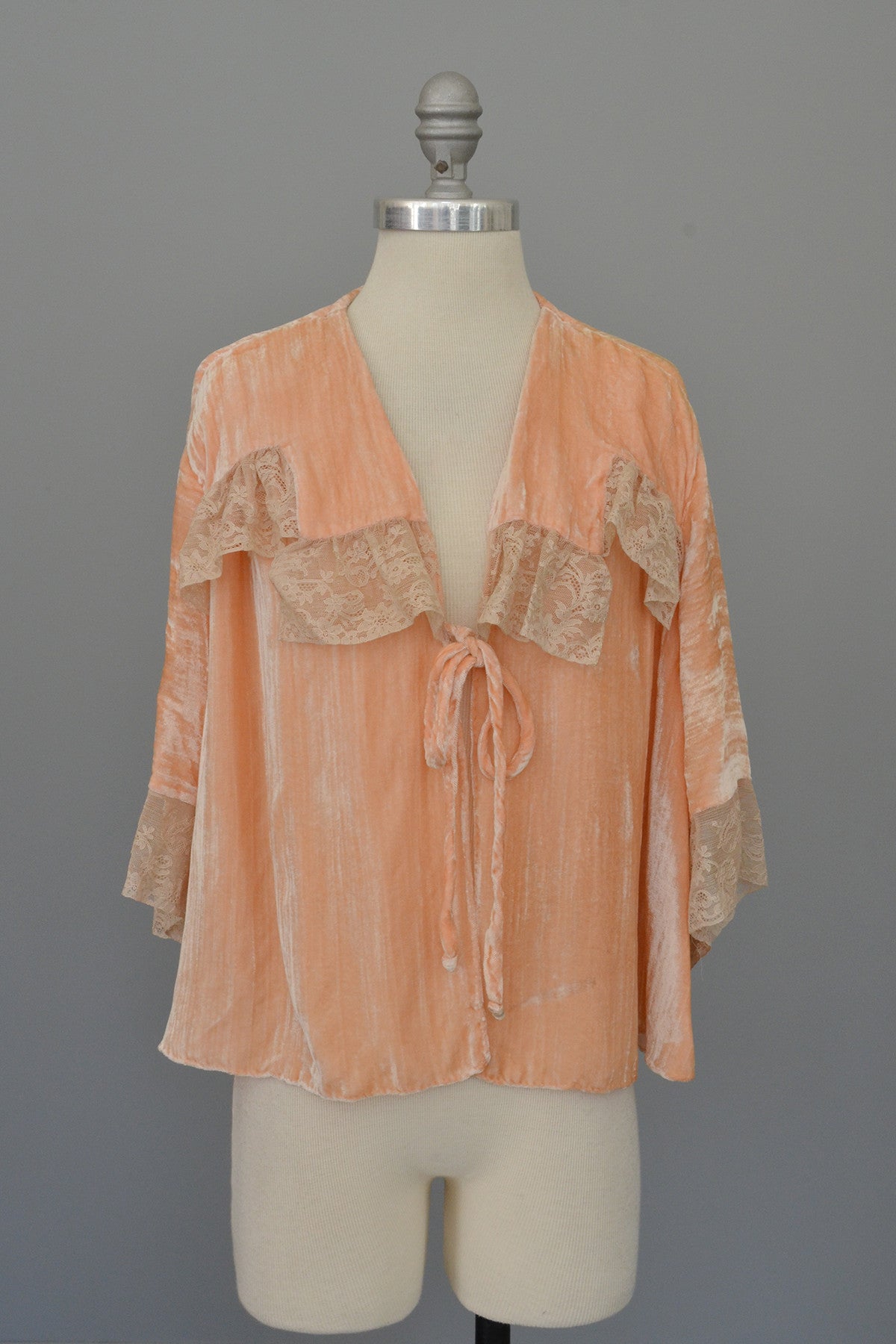 Vintage Peach Crushed Velvet Lace Bed Jacket Shrug Bell Sleeves