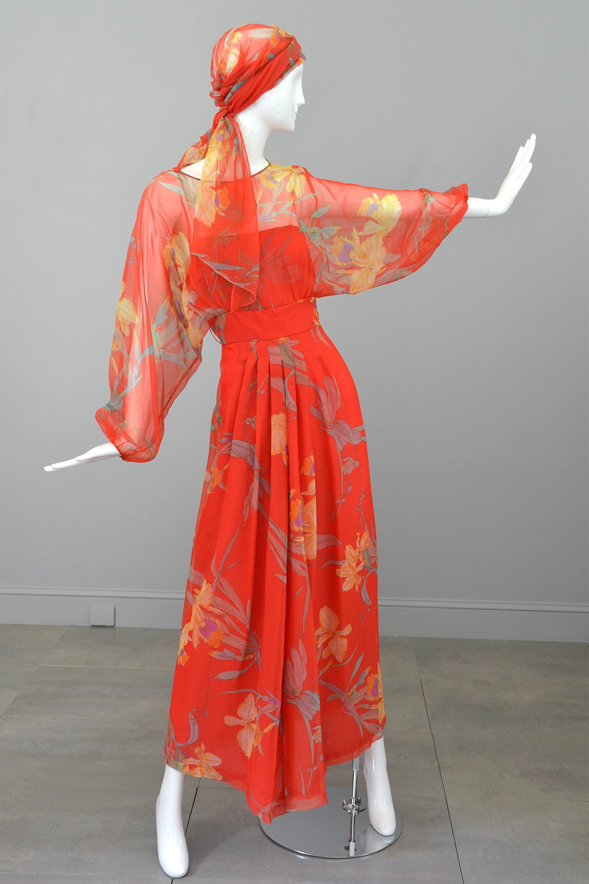 1960s 70s Designer Floral Print Chiffon Obi Sash Kimono Maxi Dress fro | VintageVirtuosa 1960s 70s Designer Floral Print Chiffon Obi Sash Kimono Maxi Dress fro | VintageVirtuosa