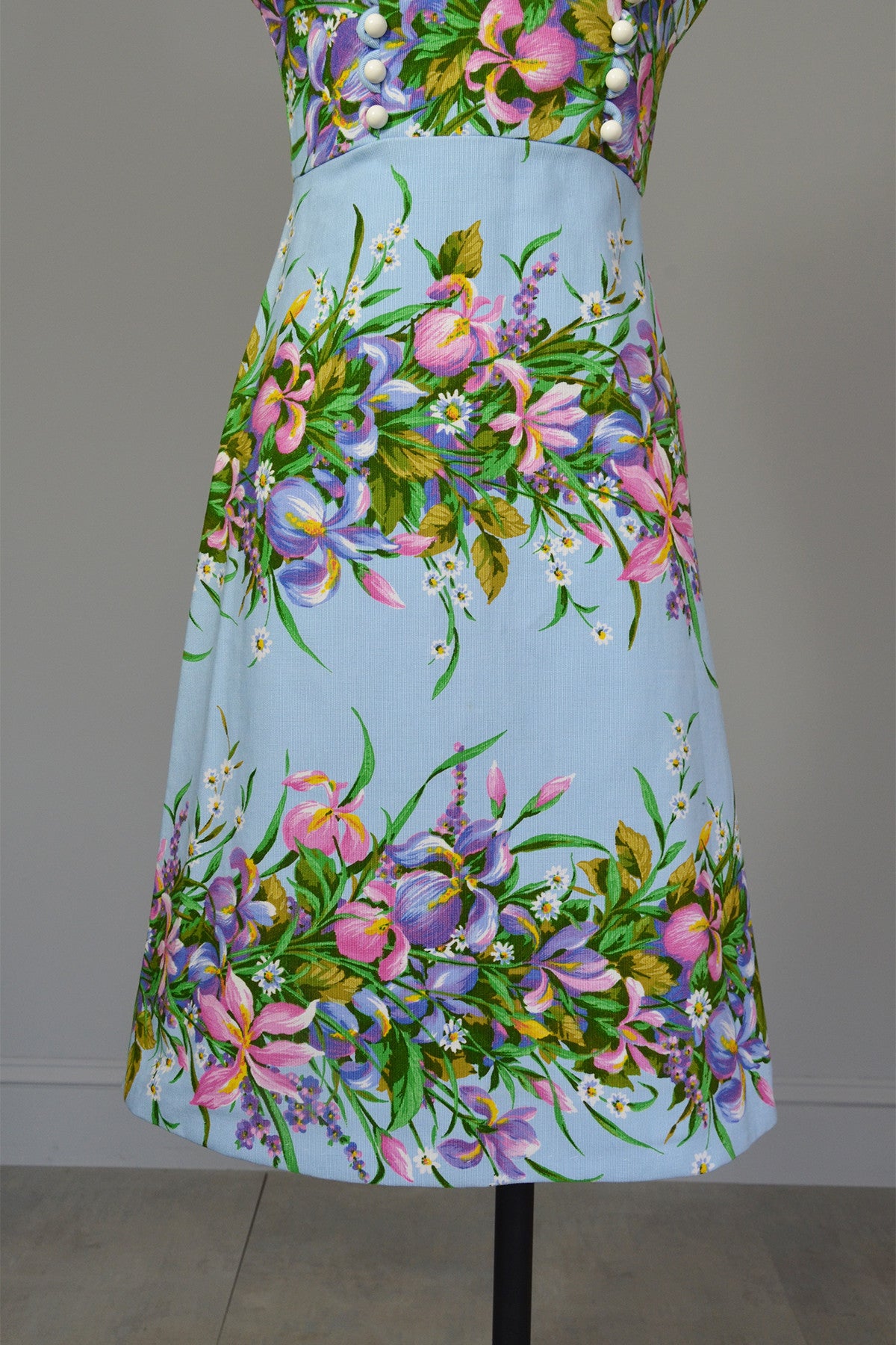 1970s Sky Blue Retro Print Garden Party Dress, Size XS | VintageVirtuosa 1970s Sky Blue Retro Print Garden Party Dress, Size XS | VintageVirtuosa
