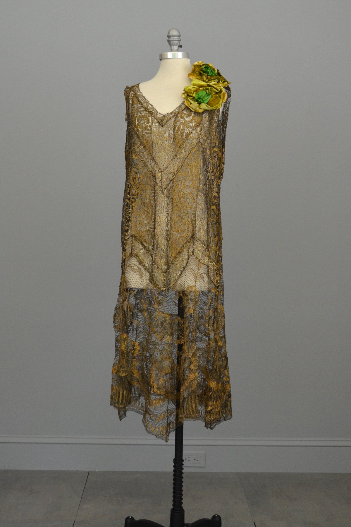 Layaway 1920s Spun Gold Lace Vintage Flapper Dress | VintageVirtuosa Layaway 1920s Spun Gold Lace Vintage Flapper Dress | VintageVirtuosa