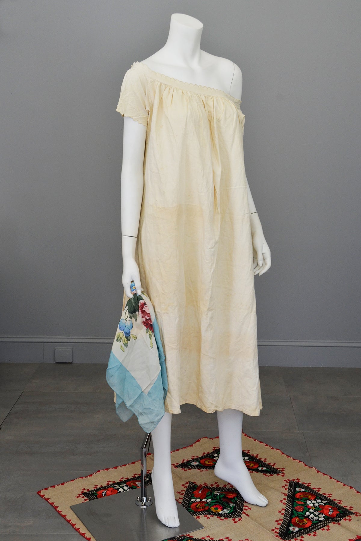 Victorian Off White Off Shoulder Nightgown | VintageVirtuosa Victorian Off White Off Shoulder Nightgown | VintageVirtuosa