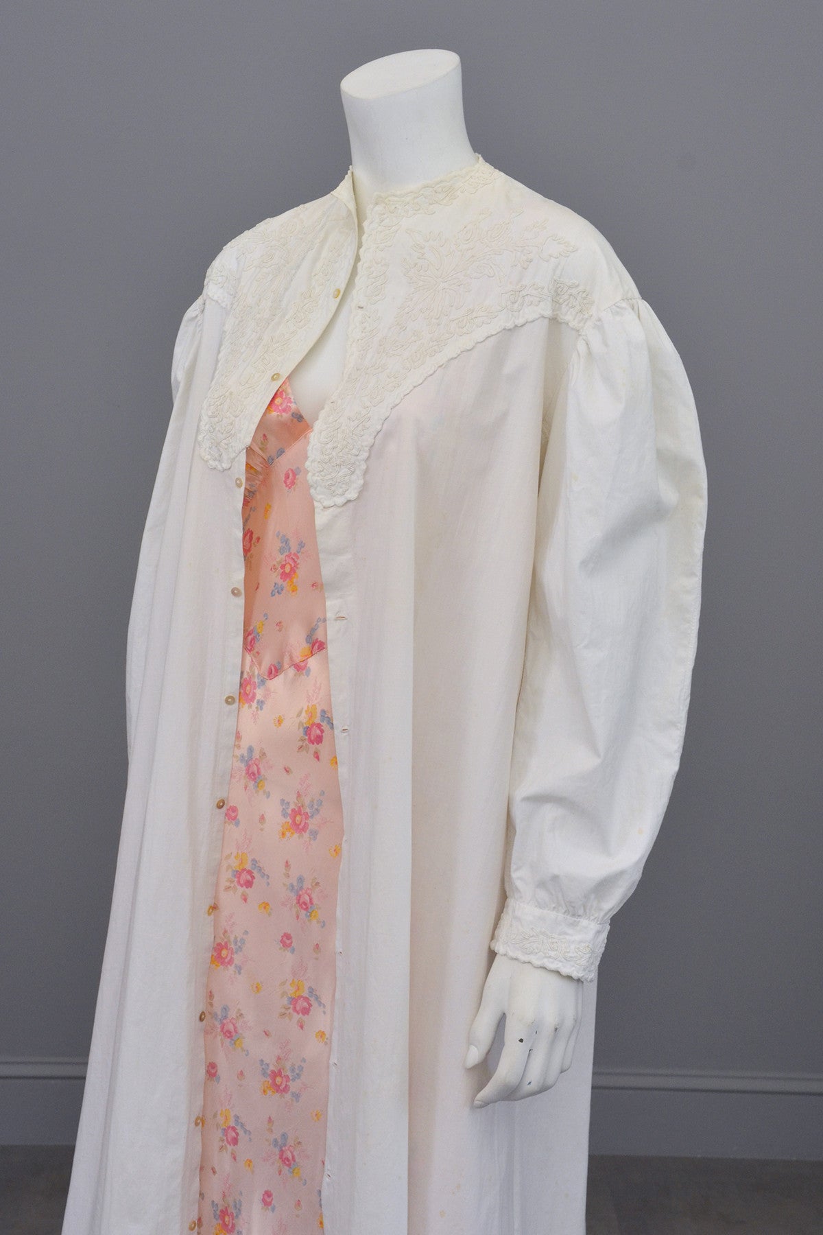Edwardian Victorian Soutache Embroidered White Cotton 'Lab' Coat Robe Duster