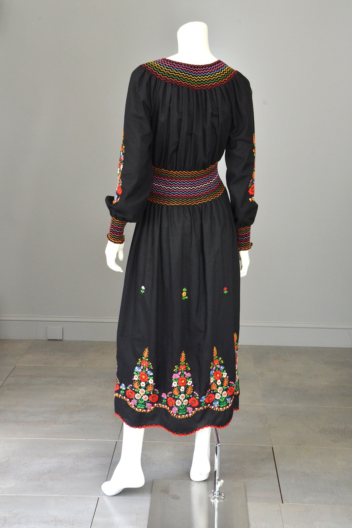 Vtg Embroidered Flowers on Black Hungarian style Peasant Dress ...