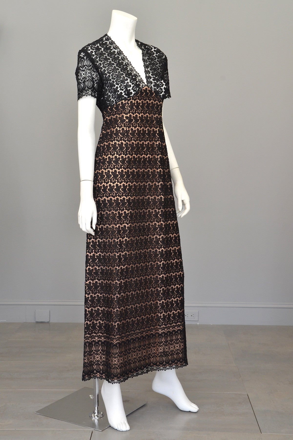 1960s 70s Black Illusion Lace Vintage Babydoll Maxi Dress Gown with Keyhole Back