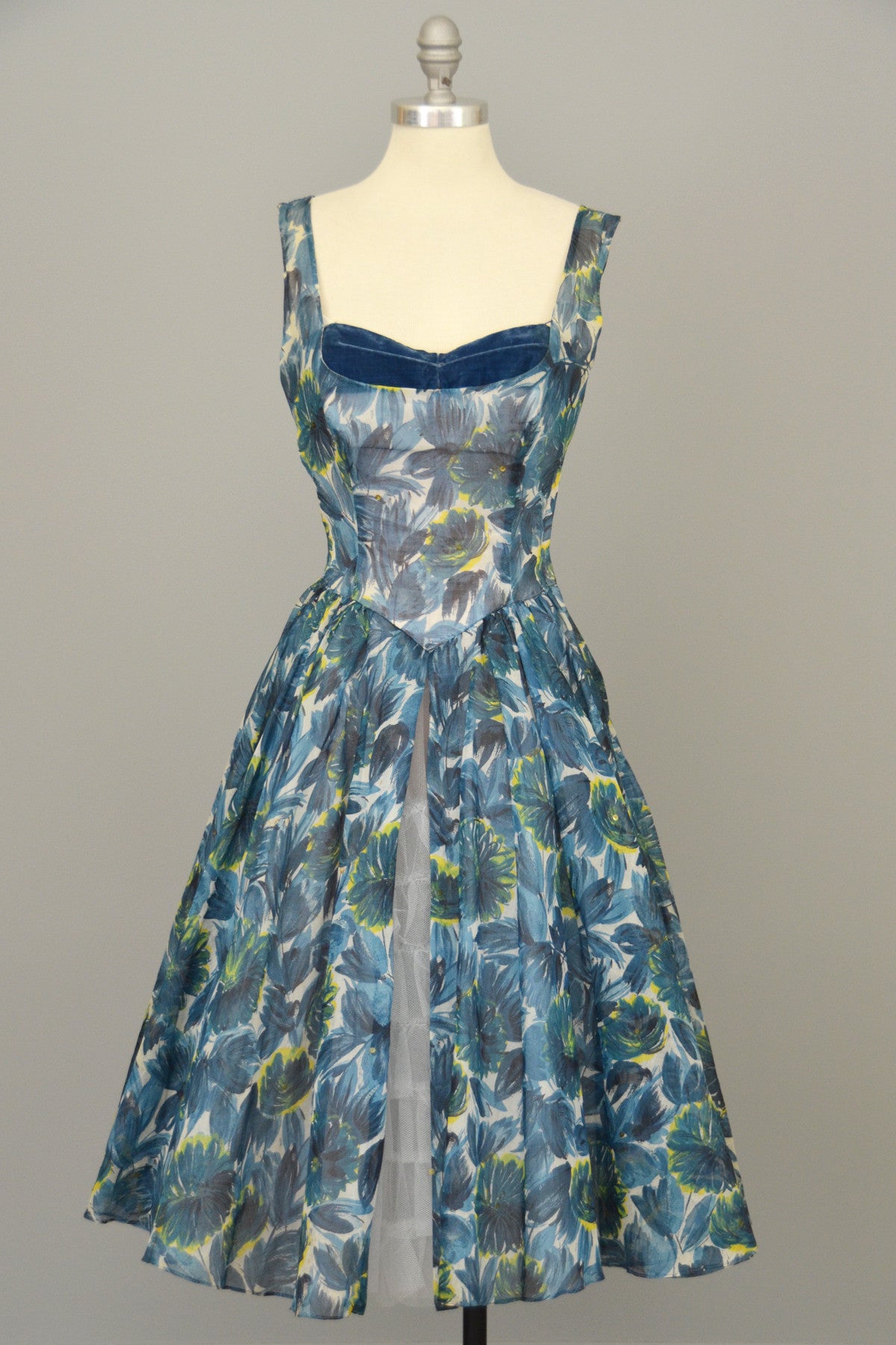Will Steinman 1950s Retro Print Vintage Party Prom Dress | VintageVirtuosa Will Steinman 1950s Retro Print Vintage Party Prom Dress | VintageVirtuosa
