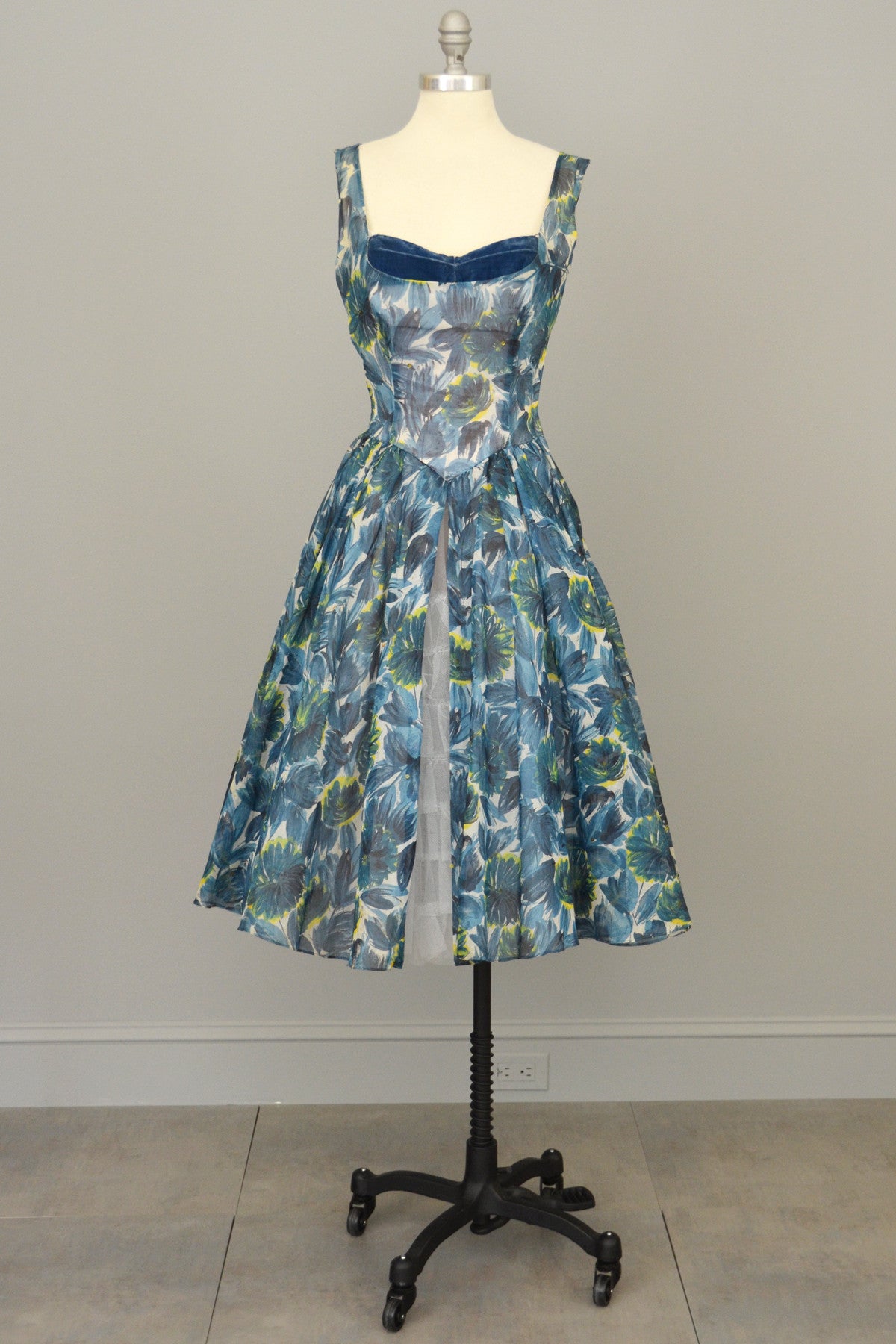 1950s style prom dress 1950s Prom Dresses Ball Gown Off The Shoulder